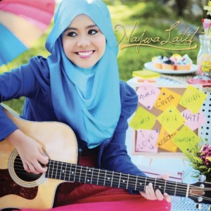 Dengarkan lagu Carta Hati nyanyian Najwa Latif dengan lirik