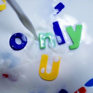 Dengarkan lagu Only U (Original Ver.) (Single Version) nyanyian MOON dengan lirik