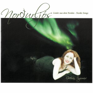 ดาวน์โหลดและฟังเพลง Við gengum tvö พร้อมเนื้อเพลงจาก Guðrún Ingimars
