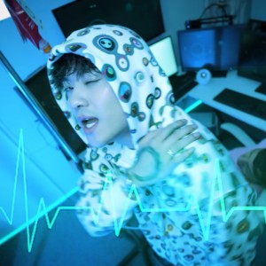 Listen to Virus (feat. 釈迦坊主) song with lyrics from Ø