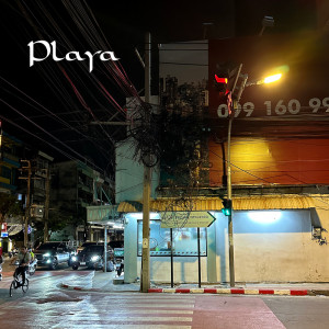 Dengarkan lagu Playa (feat. DIAMOND MQT) (Explicit) nyanyian PETZ dengan lirik
