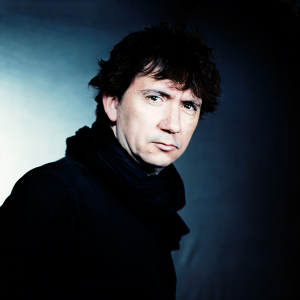 Vincent Courtois ดาวน์โหลดและฟังเพลงฮิตจาก Vincent Courtois