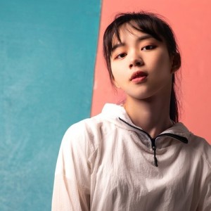 周梓琦 ดาวน์โหลดและฟังเพลงฮิตจาก 周梓琦