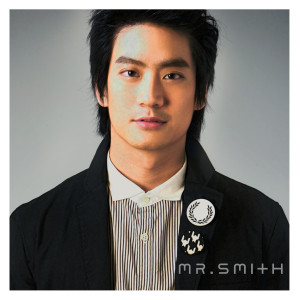 收聽โอ๊ค สมิทธิ์的อยากเป็นเขาให้เธอ歌詞歌曲