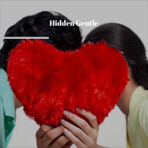 收听Riah Hsen的Hidden Gentle歌词歌曲