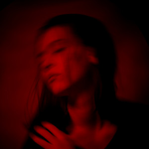 Dengarkan lagu Тихо Так nyanyian YASKA dengan lirik