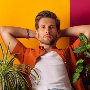 default playlist img