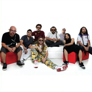 ดาวน์โหลดและฟังเพลง Down Under พร้อมเนื้อเพลงจาก Gondwana