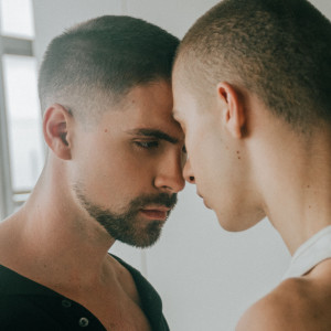 Johann Vera的專輯Aquí Hay Algo