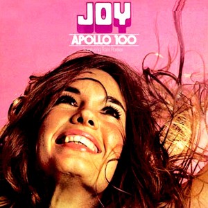 ดาวน์โหลดและฟังเพลง Joy พร้อมเนื้อเพลงจาก Apollo 100