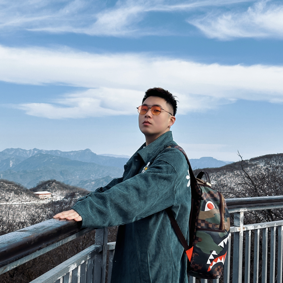 张梓岳