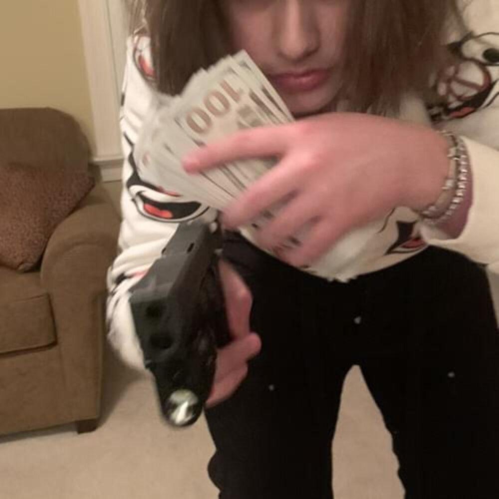 Frontseat (feat. Lawsy) (Explicit)