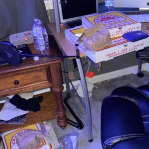 收聽SADDVA的Everything Is So Dire (EISD) (Explicit)歌詞歌曲