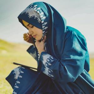Listen to سکینه (Hazaragi) song with lyrics from Nazir Khara