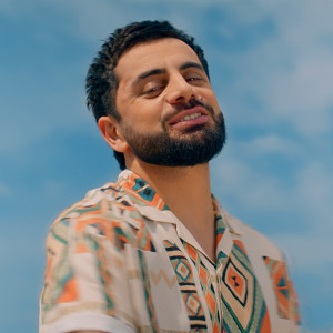 Dengarkan lagu Gam Gam nyanyian Rafo khachatryan dengan lirik