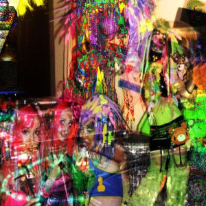 收聽teyolia alma的distrust (feat. DZO DIGITAL)歌詞歌曲