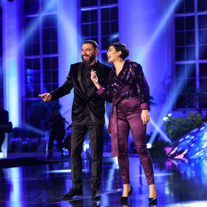 Dengarkan Potpuri 2021 lagu dari Albina Kelmendi dengan lirik