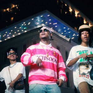 default playlist img