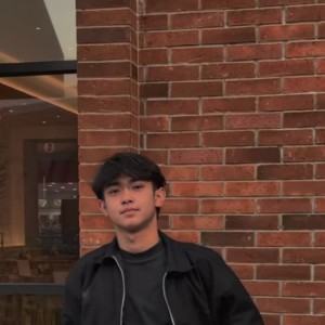 Dengarkan lagu Twice nyanyian Permata dengan lirik