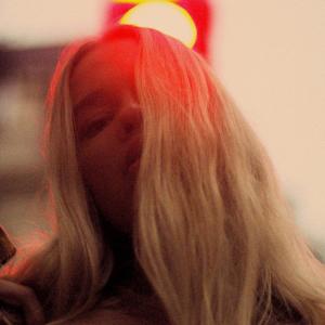 Listen to Runnin' song with lyrics from OBESØN