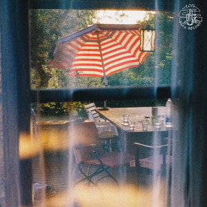 ดาวน์โหลดและฟังเพลง Back Home พร้อมเนื้อเพลงจาก cmj