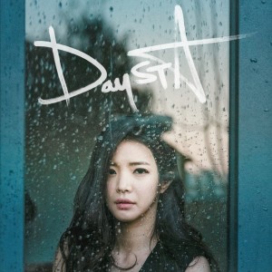 Listen to 흘러 (feat. Call Lee) song with lyrics from 데이스타