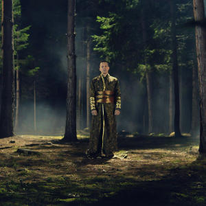 ดาวน์โหลดและฟังเพลง Lasto mala พร้อมเนื้อเพลงจาก Armin Muzaferija