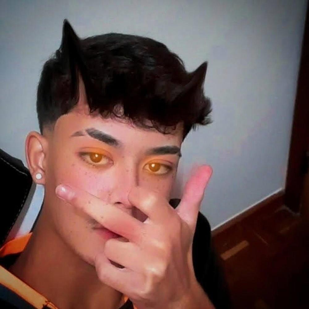 Saudade bater (feat. mc tairon) (Explicit)