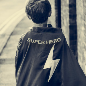 ดาวน์โหลดและฟังเพลง Super Hero พร้อมเนื้อเพลงจาก Omar Sanchez Omi