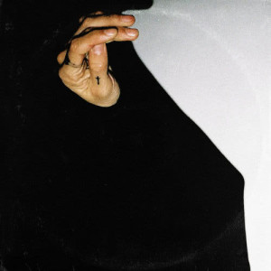 ดาวน์โหลดและฟังเพลง North Nights พร้อมเนื้อเพลงจาก slowthai