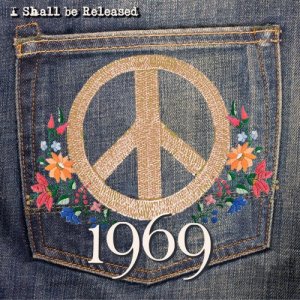 收聽1969的Space Oddity歌詞歌曲