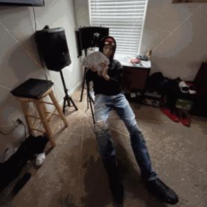 收聽HaHaYUsogreen的home (Explicit)歌詞歌曲