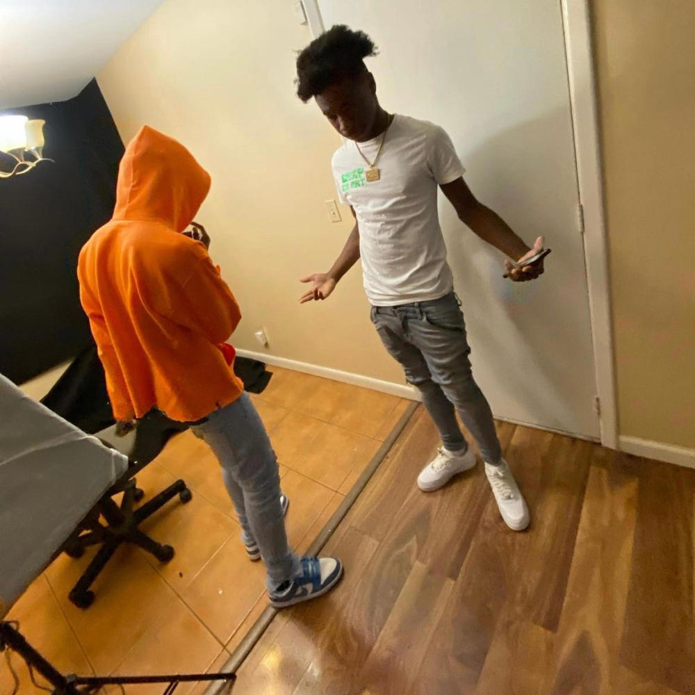 Faned out (feat. Paidfrbrent & P4r E3) (Explicit)