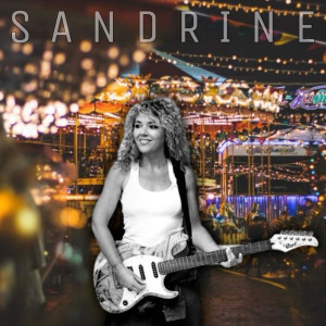 Listen to Accepte-ça song with lyrics from Sandrine