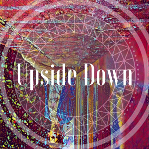 收听Evan Hoyt的Upside Down歌词歌曲