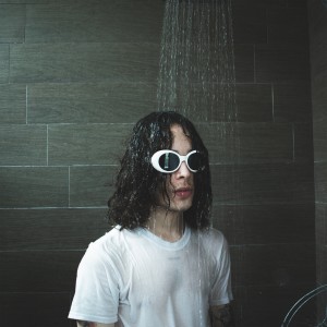 收聽Mi compa el Chino的Rocky 1 (Explicit)歌詞歌曲