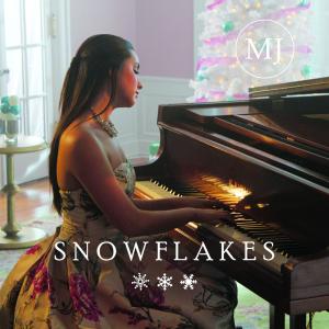 Dengarkan Snowflakes lagu dari Maddi Jane dengan lirik