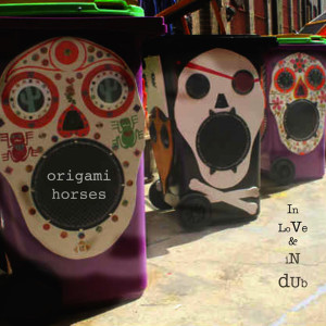 收聽Origami Horses的In Love歌詞歌曲