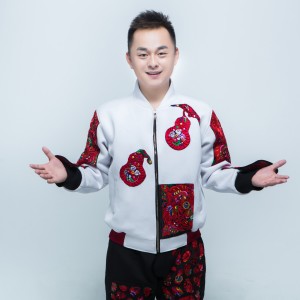 Album 心中的宝塔山 from 贺东