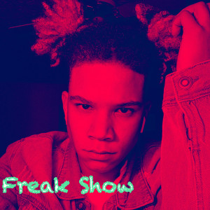 ดาวน์โหลดและฟังเพลง Freak Show พร้อมเนื้อเพลงจาก K.Lead