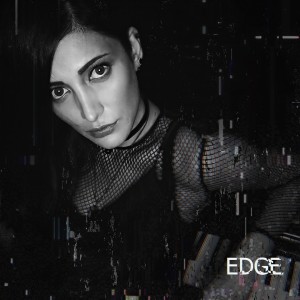 收听Shruti Haasan的Edge歌词歌曲
