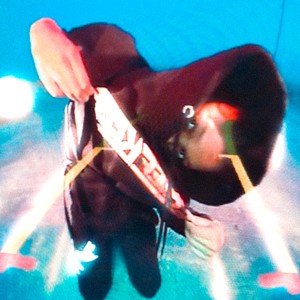 Listen to Anything song with lyrics from noevdv