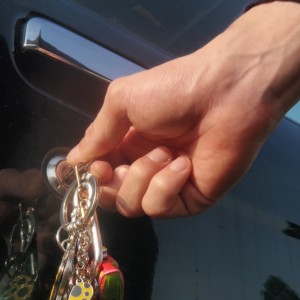 Listen to The Car song with lyrics from Sysmo