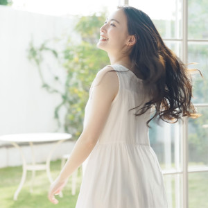 收听Macchiato的내겐 너무 귀여운 너 (feat. 이지은)歌词歌曲
