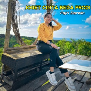 CINTA BEDA PRODI dari Fajri Darwin