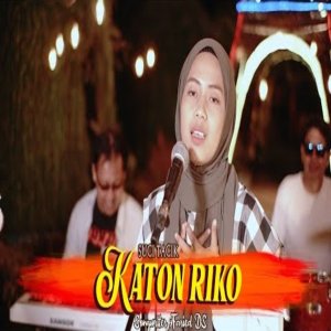Dengarkan Katon Riko lagu dari Suci Tacik dengan lirik