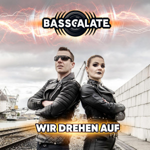 收听BASSCALATE的Wir drehen auf (Teknovore RMX)歌词歌曲