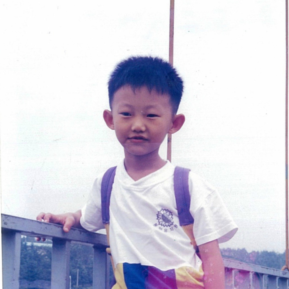 둘 (Line)