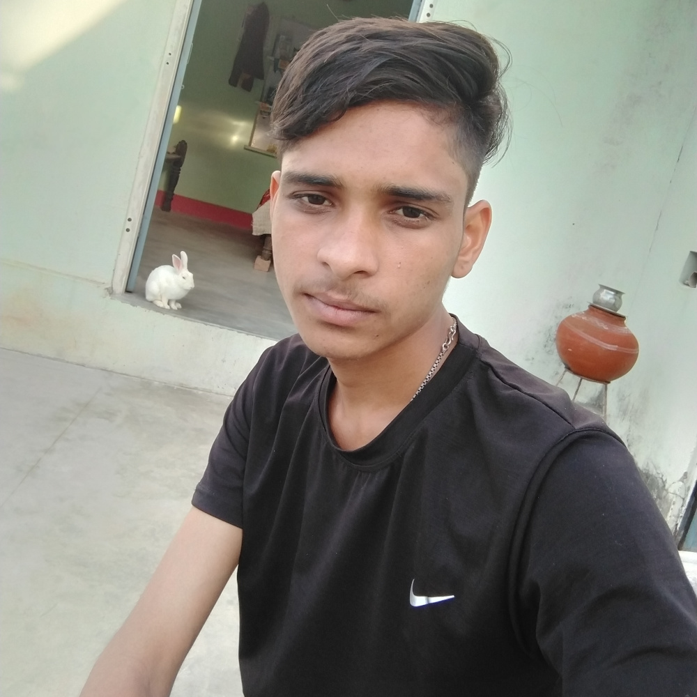 कोचिंग पढ़वाली को प्यार (Explicit)