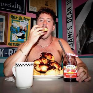 Robin Raps的專輯Raspberry Jam (Explicit)